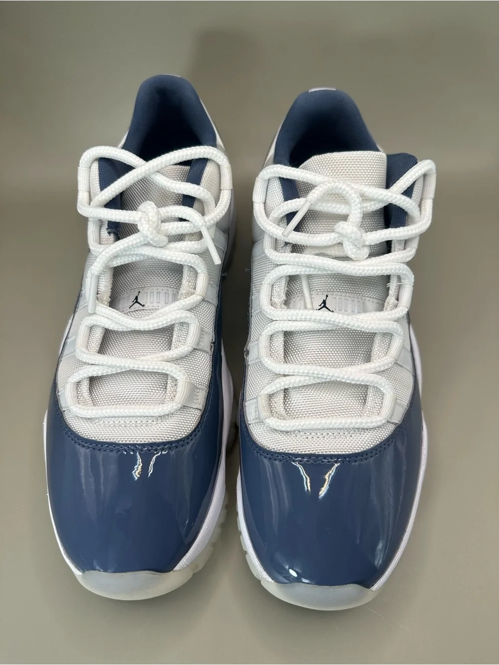 Jordan Air Jordan 11 Low Men's Sz 11.5 Low Top Lace Up Sneakers Navy Gray White